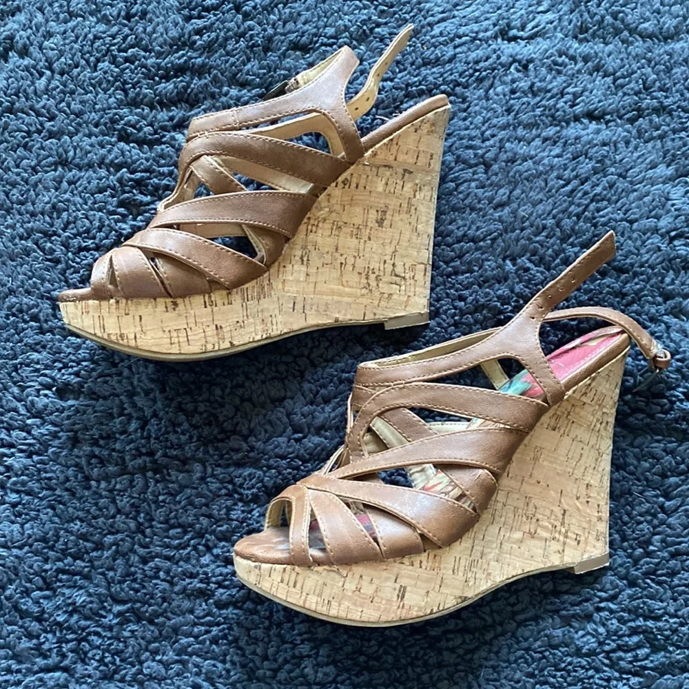 Wedges - Picture 2 of 4